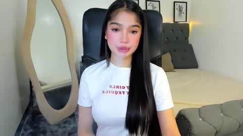 candiceferragamo online show from September 24, 4:13 pm