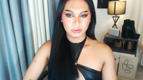caprize_diva online show from June 18, 3:29 am