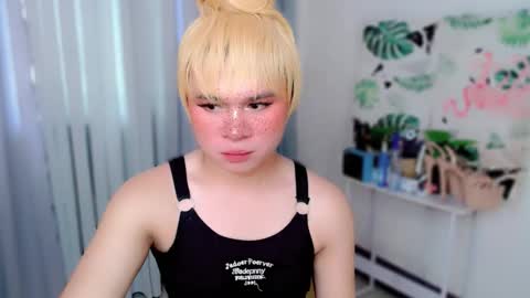 MIKA online show from September 12, 4:43 am