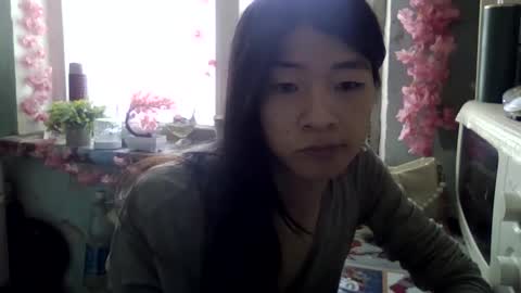 CarlyJoy online show from November 27, 6:05 am