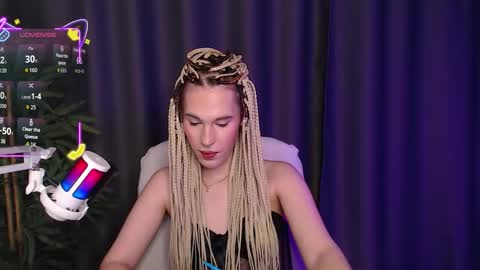 Cassie online show from December 2, 10:02 pm