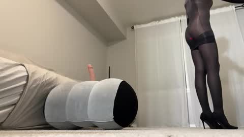 cd_pr1nc3ss online show from November 1, 1:47 am