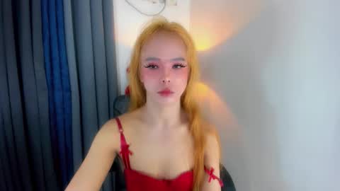 chantal_fuck online show from October 2, 10:16 am