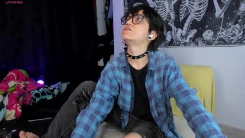 Charlie online show from April 29, 4:17 am