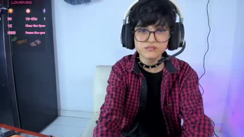 Charlie online show from May 4, 10:48 pm