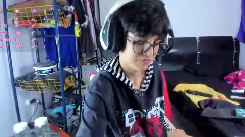 Charlie online show from May 30, 4:49 pm