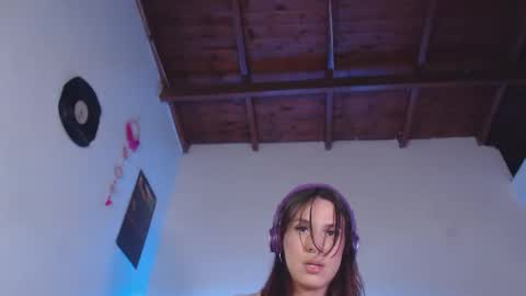 cicimom online show from November 1, 12:52 am