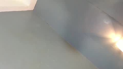 Leah online show from December 7, 5:15 pm