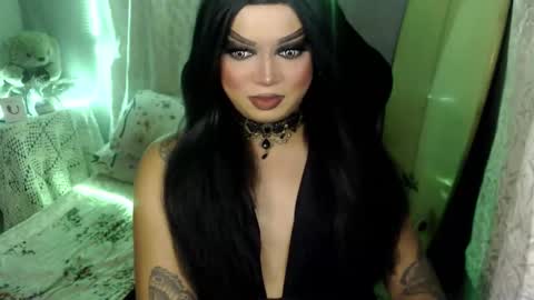 QUEEN CESS online show from May 30, 8:29 pm