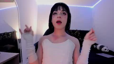 cleo online show from June 11, 5:27 am