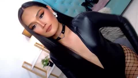 Cleo online show from March 11, 12:14 am