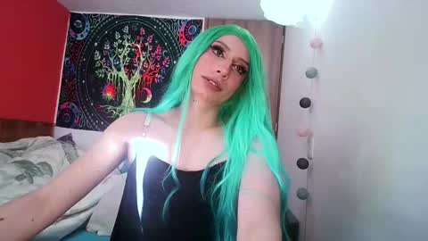 cosmic_crystal online show from February 23, 7:38 pm