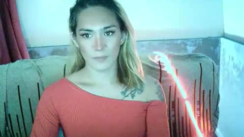 crazylovz online show from April 16, 1:01 pm