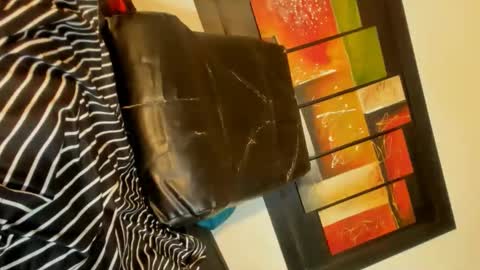 cristallwright online show from September 12, 8:25 pm