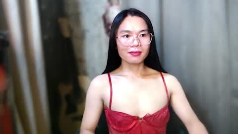 Kim online show from July 5, 9:10 pm