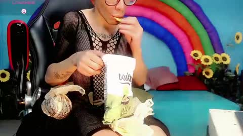 daisy_jonexxx22 online show from May 26, 4:31 am
