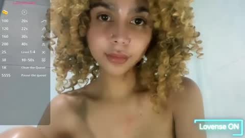 damnperfectxx online show from April 17, 4:26 am