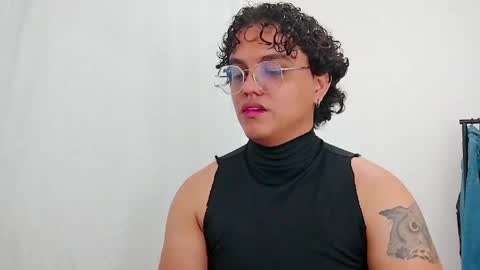 Diane Blosson online show from April 28, 2:27 am