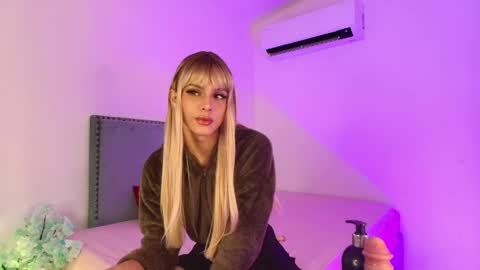 DANNYSA  online show from April 2, 5:27 am