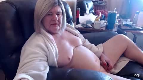 dawndoesall online show from January 11, 5:51 pm