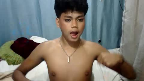 debbie_queen online show from February 1, 3:32 pm