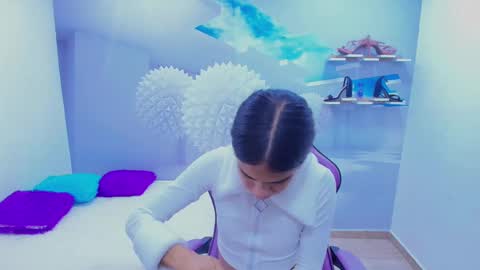 DEMI online show from November 5, 12:27 pm