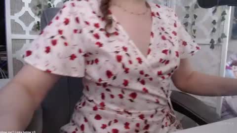 Deliah online show from July 5, 6:47 pm