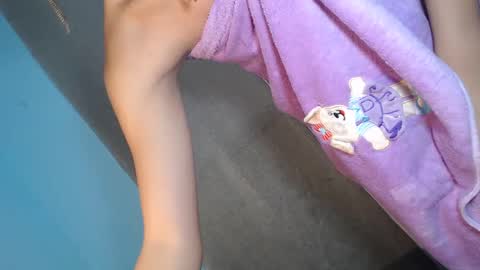 CALL ME DEXIE online show from February 20, 4:39 am