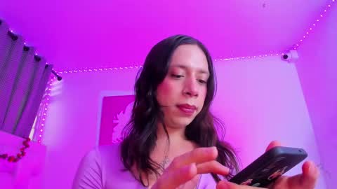 Samantha  online show from March 19, 9:15 pm