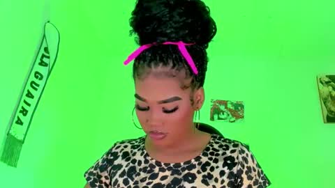 Naomy  online show from September 27, 4:54 am