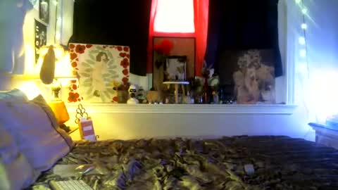 Dixie Doll online show from October 9, 5:25 pm