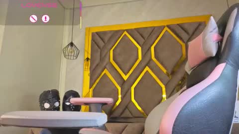 dom_veneno online show from December 2, 10:46 pm