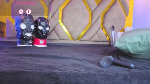 dom_veneno online show from December 3, 10:47 pm