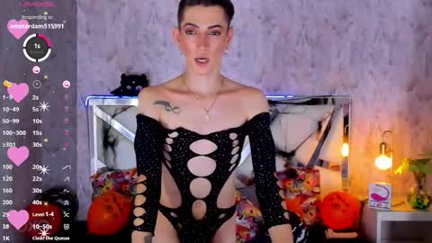 Dominic online show from October 10, 3:57 pm