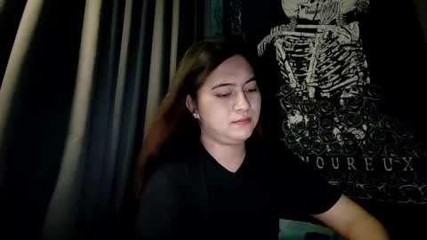 dreamycreamyst online show from December 28, 8:47 pm