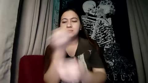 dreamycreamyst online show from March 9, 11:35 pm