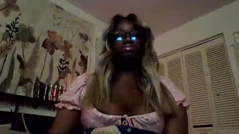 ebonyprincesssss online show from January 10, 8:53 am