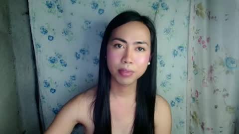 eddfox001 online show from April 6, 2:28 pm