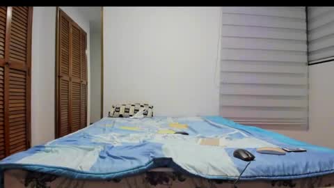 lyra online show from April 22, 1:01 am