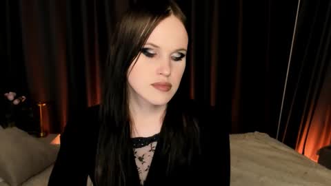 Effie Mur online show from February 19, 11:44 pm