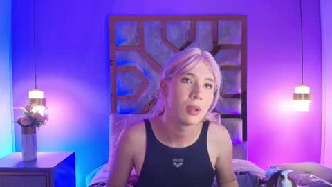 electra_gosselin online show from September 29, 12:27 pm