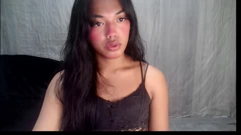 Snapshot of elenacum chatting on October 23, 5:17 pm elenacum online show from October 23, 5:17 pm