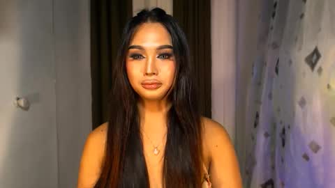 ellie online show from November 6, 8:20 pm