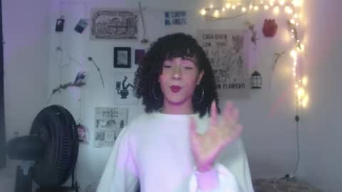 Snapshot of ellis_flowers chatting on September 29, 7:02 pm  . online show from September 29, 7:02 pm