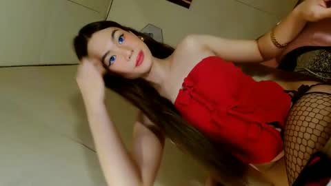 ariane online show from November 4, 8:24 am