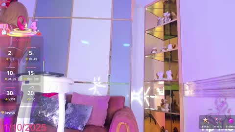 Emma online show from October 1, 1:33 pm