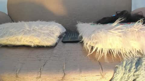 erick_cam1 online show from March 9, 2:26 am