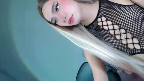 esmeralda28x online show from April 3, 1:53 pm