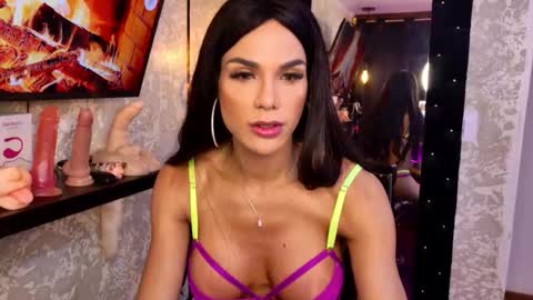 estefania1812 online show from January 17, 2:52 am