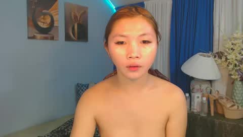 Snapshot of estherlust chatting on February 10, 5:14 am IRIS online show from February 10, 5:14 am